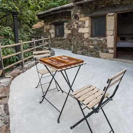 μilia Mountain Retreat 호텔 Vlátos