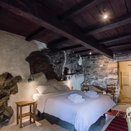 μilia Mountain Retreat 2* Vlátos