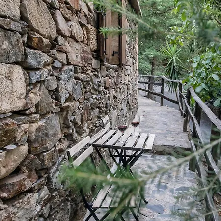 μilia Mountain Retreat 2* Vlátos