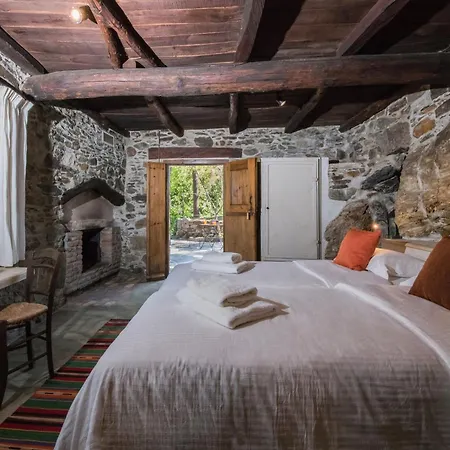 μilia Mountain Retreat 2* Vlátos